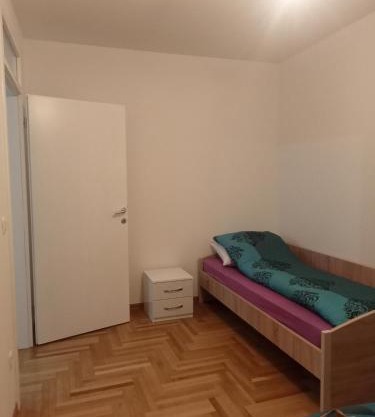 Rooms near the airport