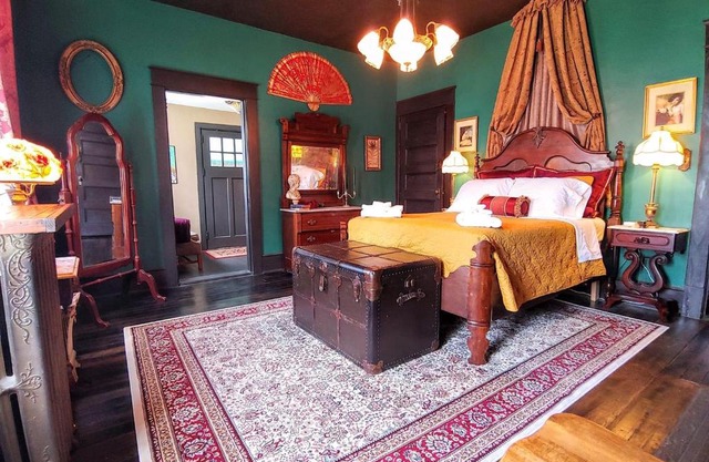 Rosamond’s Room