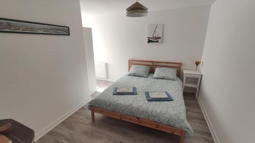 Roscoff 2 pièces classé 2 étoiles et terrasse centre historique