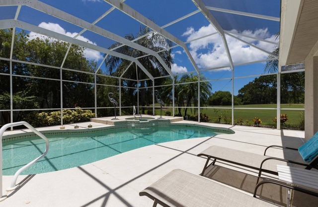 Rotonda West 3 Bedroom Private Pool/Spa Vacation Home. Only 10 miles to Gulf Beaches