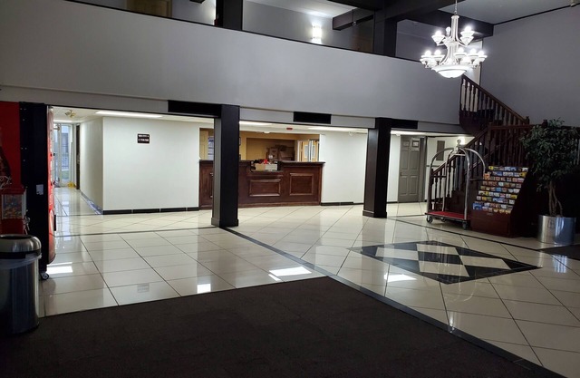 Royal Inn
