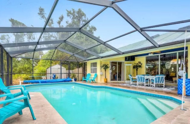 Royal Terrace 3 bedroom 2 bathroom home with heated Pool.
