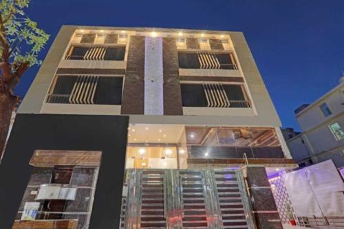 RROOMS Hotel Riddhi Regency