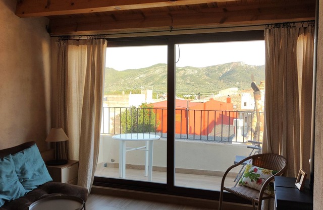 Rural house in Sant Mateu, Castellón. Near Morella and Peniscola. Beach at 20min