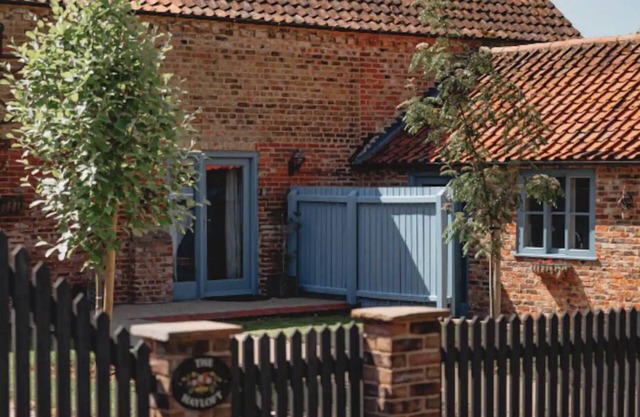 Rural two-bedroom barn conversion