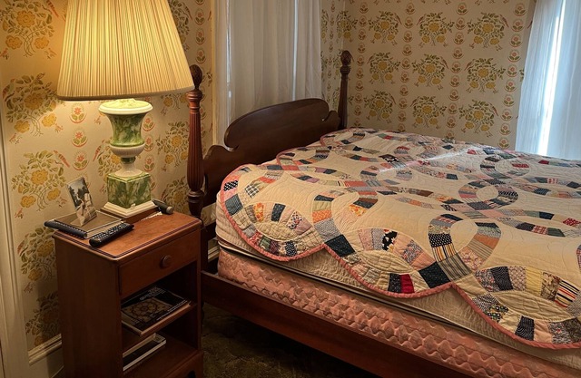 Rustic 1970 Farm House Experience