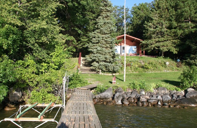 Rustic, Cozy, Lakefront Cabin On Leech Lake- Perfect For Families & Fisherfolk
