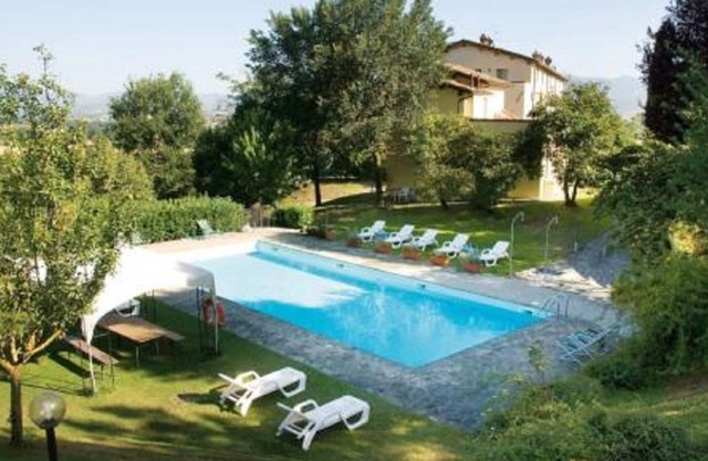 Rustic Holiday Home in Citta di Castello With Swimming Pool