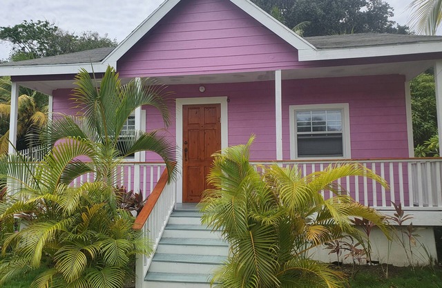 Rustic Island charm on the East End of Roatan where history abounds