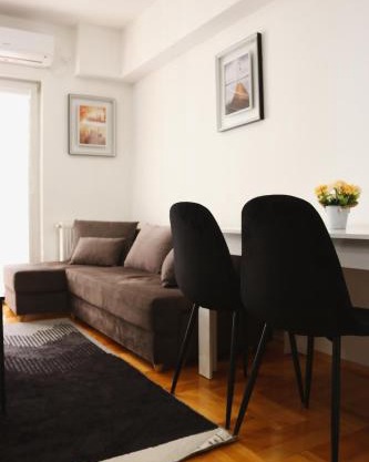 S Apartment 2