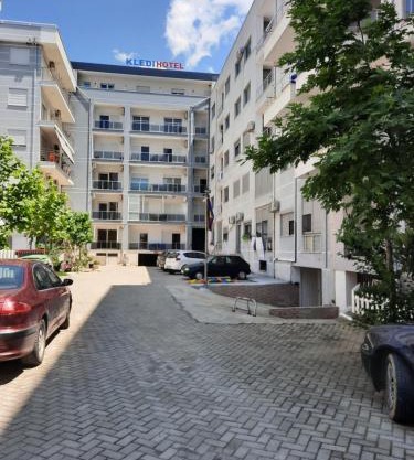 S Apartment
