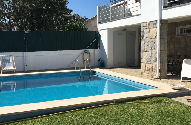 S. PEDRO House | Apart with pool and garden São Pedro do Estoril (by the beach)