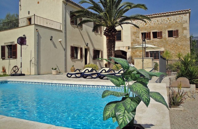 SA CORTERADA Beautiful Villa in Mallorca with pool, Wi-Fi and mountain views