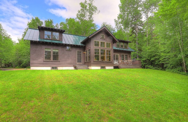 Saddleback Lake Lodge 06 | Close to Saddleback