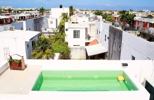 Safe Apartment - NEW Rooftop Pool ✦ AC ✦ GREAT WF