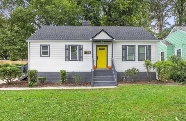 Saffron Door Sanctuary, near downtown Atlanta!