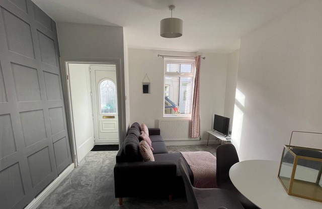 Saltburn Edge - Cosy three bed terrace 5 minutes from the beach