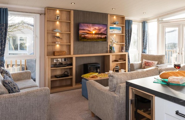 Saltmarsh Lodge