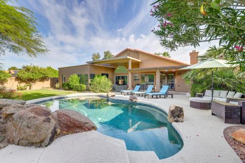 Saltwater Pool and Grill Tempe Retreat!