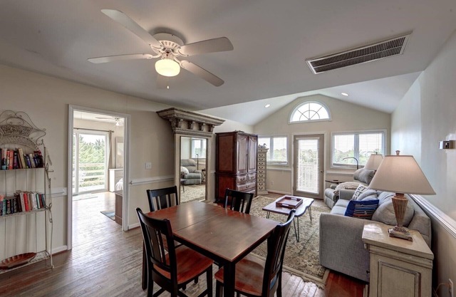 Salty Escape: Beautiful Condo in the Heart of Ocracoke Village
