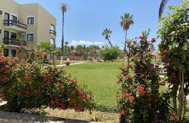 San Jose Del Cabo 2BR/2 bath WI-FI.