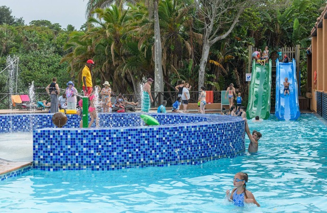 San Lameer Villa Rentals 10430