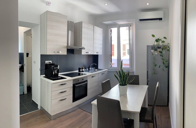 San Lorenzo Elegance Suites | just steps from the Colosseum