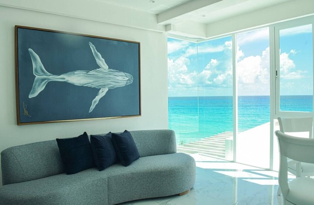 Sand and sea, new exclusive beach front apartment
