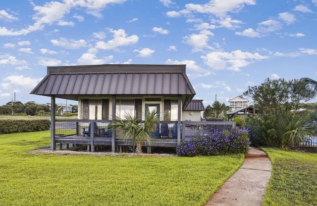 SANDPIPER COTTAGE is one of the few ground level homes left on St. George Island!