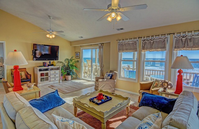 "Sandpiper Landing" Oceanfront Home - Best location on the island!