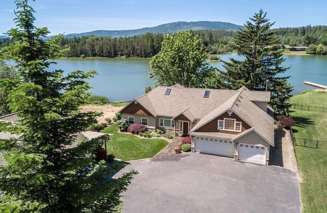 Sandpoint/Schweitzer Mtn near Luxury Lake Home