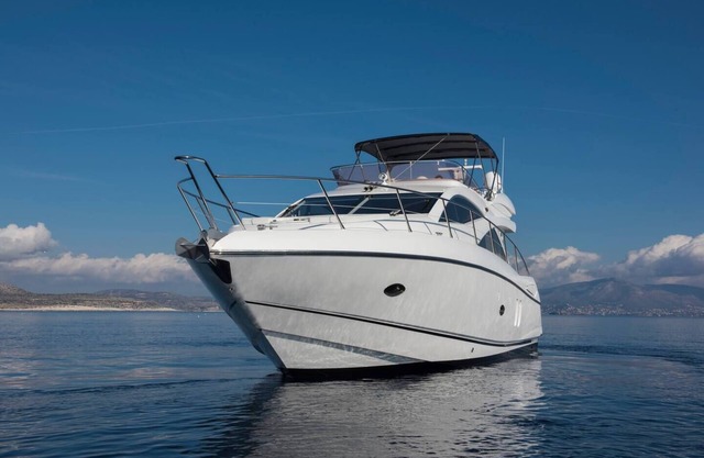 Santorini Yacht - Yacht in Santorini - Funseeker by Fantasia Villas