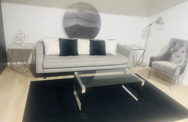 Scandi-style suite in the city!