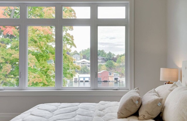 Scenic 3BR Home with BBQ & Picton Harbour Views