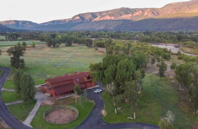 Scenic, private ranch on the Animas River