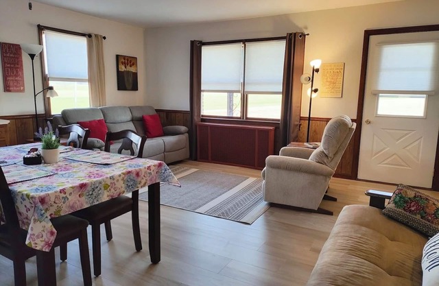 Scenic View Lodging ~ A Country Suite with Country Charm.
