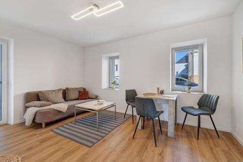 Schöne Gartenwohnung, modern, W-Lan