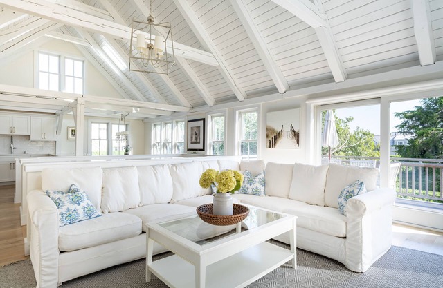 Sconset Home: Renovated, Light and Bright on an Oversized Property.