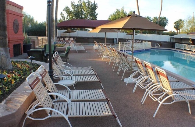 Scottsdale Camelback Resort Elegant Studio with Tennis Courts