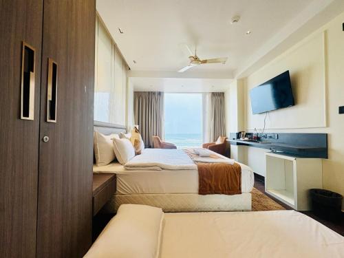 Sea Beach Eastern # Dham Hotel Near Sea Beach And Jagannath Temple