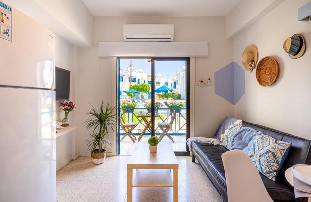 Sea Breeze 1-BR Apt in Pyla