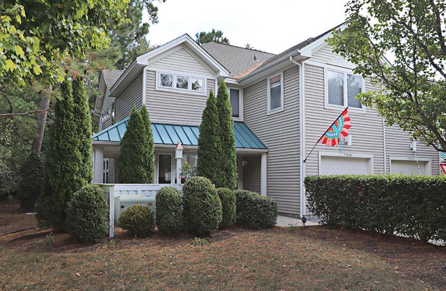 Sea Colony - 53040 Lakeshore