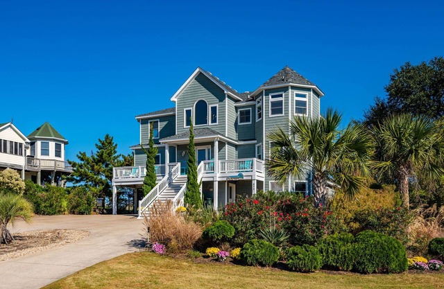 Sea Forever-Oceanside 8-10 BR; Pool, Hot Tub, Elevator, Gardens!