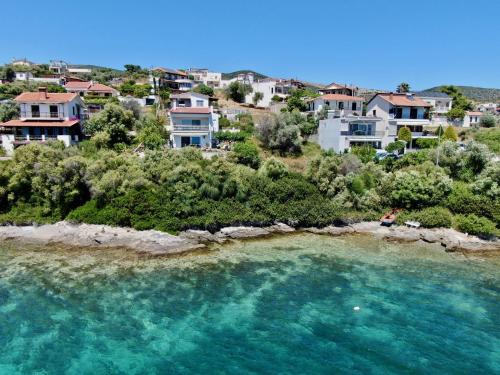 Sea front condo on the Gulf of Pagasitikos