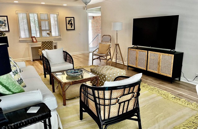 Sea Palms St Simons Island, GA Decorator furnished 2/2 island escape