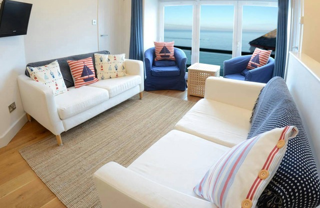 Sea Salt, New Quay - One Bedroom Apartment, Sleeps 2