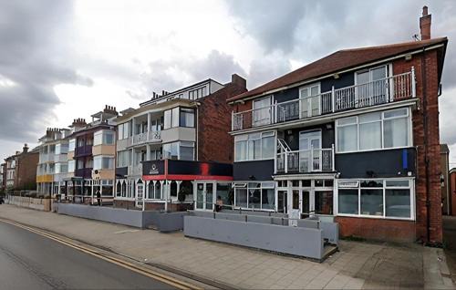 Sea Side Hotel