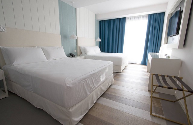 Sea Suite: what reassures us more than the sea?