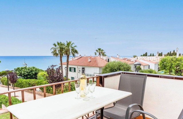Sea View Apartment in Sitges, near beach and port.