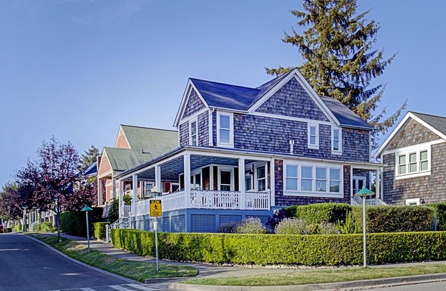 Seabrook's Boat House, a spacious home steps away from the indoor pool!